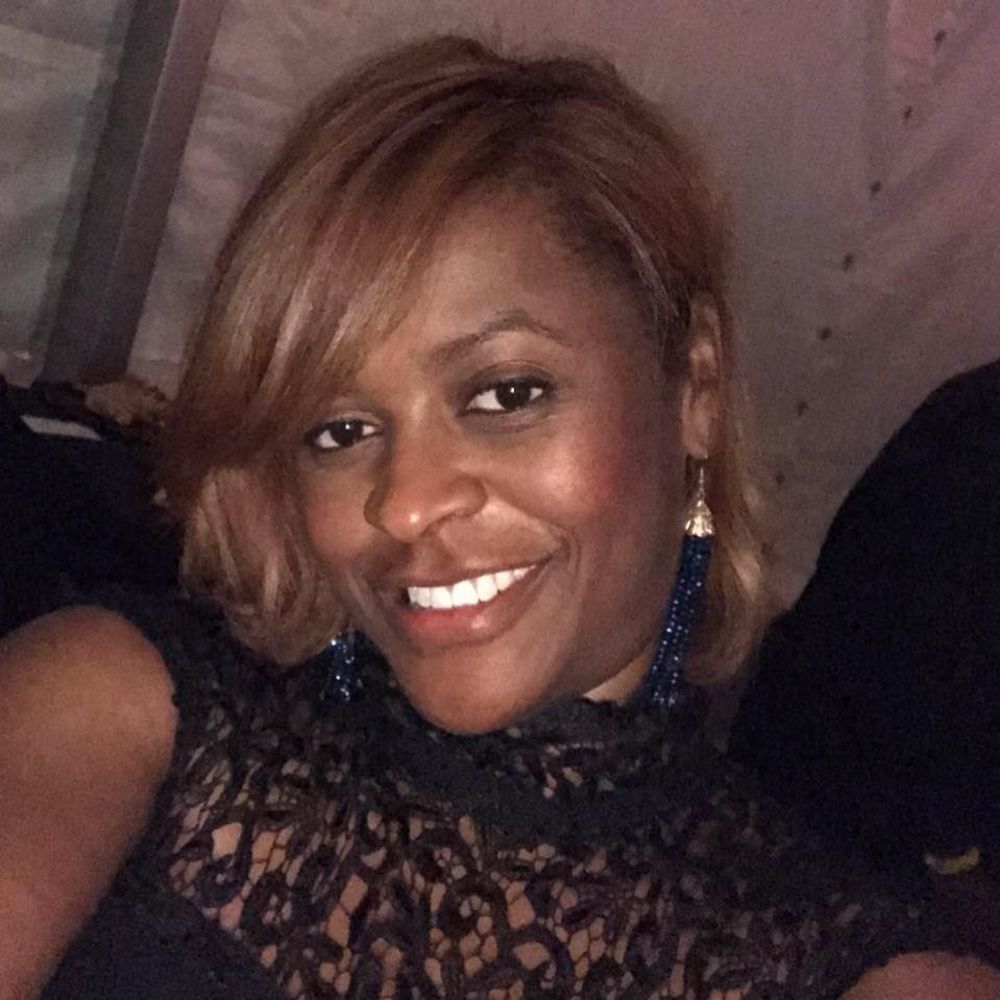 Meet your Posher, Laila